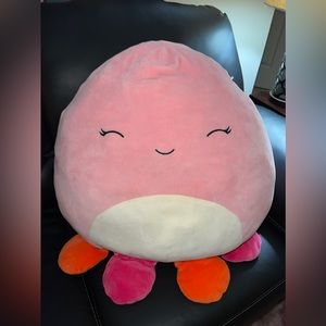 Giant Squishmallow